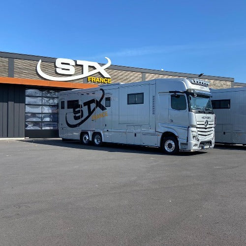 Caval Concept – STX France - Véhicules transport de chevaux